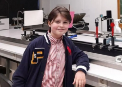 15-річний вундеркінд став наймолодшим доктором з квантової фізики та поставив амбітну мету досягнення безсмертя