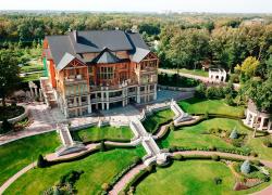 Наследство Януковича: куда делись особняки и угодья 