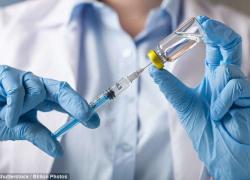 Вакцинация или профанация? В Польше отказ сотням тысяч доз AstraZeneca