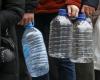 Вода чи біда? Окупанти у Макіївці  влаштовують облави і роздають повістки у черзі за водою