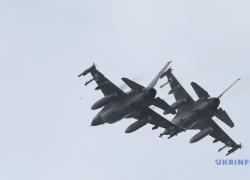 В українському небі літаки F-16  - урочиста презентація