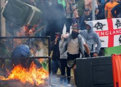 13 років такого у Великобританії не було. Виповзло російське зло, яке проявилося у погромах ультраправих