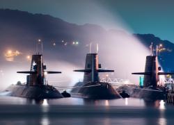 Японцы спустили под воду 10-ю лодку, невидимую для противника. Сам противник обладает одной, да и то больной...