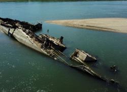 Скелети другої світової війни: посуха оголила на Дунаї фашистські кораблі