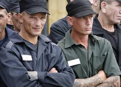 Як зекі вкорочують вік росії, коли їх мобілізують, оголошуючи елітою нації та месіями