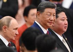 Поки глава кремля слідував у Китаї за широкою спиною лідера нації, росія увійшла в стадію 