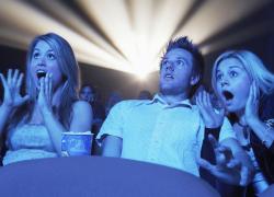 Ужас: в кинотеатре умер зритель, смотревший фильм ужасов. Ученые объясняют причины
