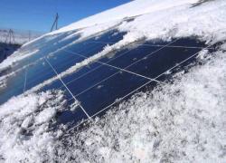 Страна тьмы украла в Украине солнечную электростанцию, но ее батареи орков не согреют