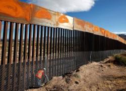 Трамп собирается закрыть границу с Мексикой